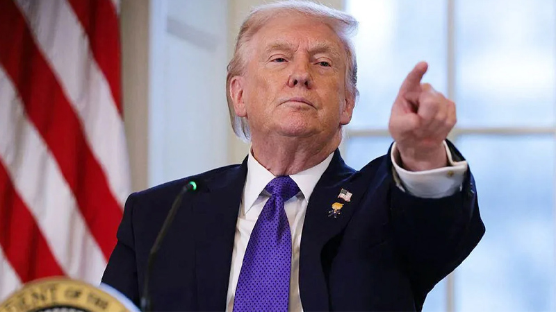 ইরানে হামলা ‘দুই সপ্তাহ স্থগিত’ ঘোষণা করলেন ট্রাম্প