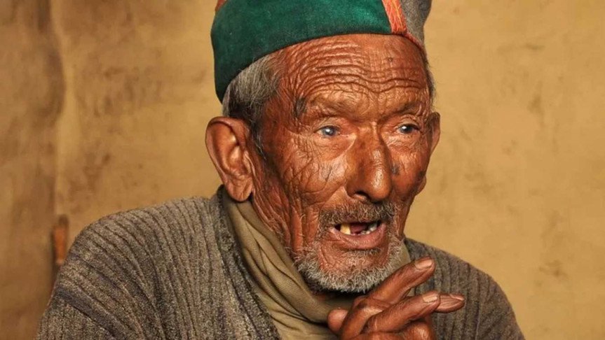 ভারতের ‘প্রথম ভোটার’ শ্যাম শরণ নেগি ১০৫ বয়সে মারা গেছেন