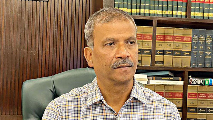 হঠাৎ কোটা ব্যবস্থা নিয়ে ফেসবুকে আসিফ নজরুলের পোষ্ট
