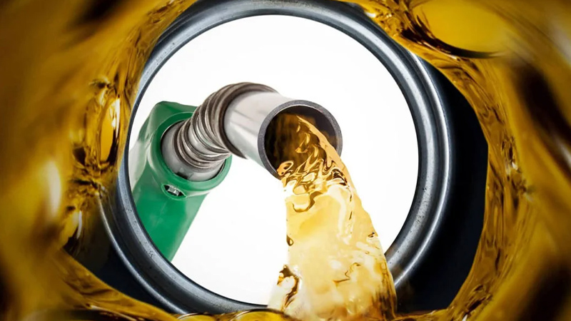 জরুরি ভিত্তিতে আরো ১৬৯৮ কোটি টাকার জ্বালানি তেল কিনবে সরকার