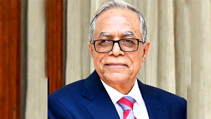 মধ্যরাতে দেশ ছাড়লেন সাবেক রাষ্ট্রপতি আবদুল হামিদ