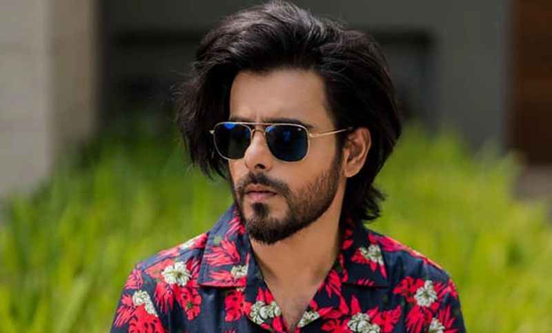 গলুই-এর প্রদর্শনী বন্ধ করায় অভিনেতা সিয়ামের প্রতিবাদ