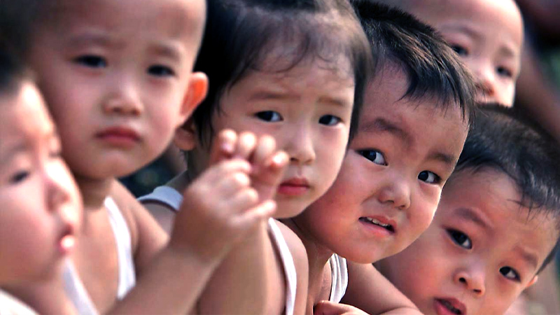 জন্মহার বাড়াতে নতুন উদ্যোগ কনডমসহ জন্মনিয়ন্ত্রণ সামগ্রীর দাম বাড়াল চীন