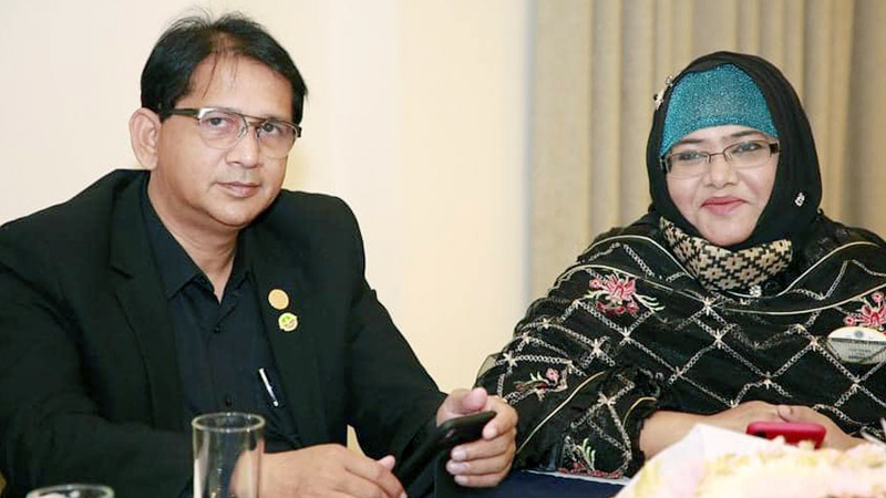 শিক্ষার্থীদের ‘কোটি কোটি টাকা হাতিয়ে’ সপরিবারে পালিয়েছেন বিএসবির বাশার