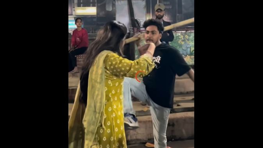 টিএসসিতে দুই নারীকে লাঞ্ছিত, ঢাবির ৩ শিক্ষার্থী বহিষ্কার