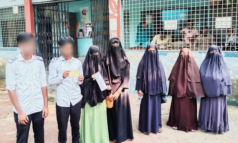 ২ বছর ক্লাস করে এইচএসসির দিন জানলেন তারা কলেজের শিক্ষার্থী না