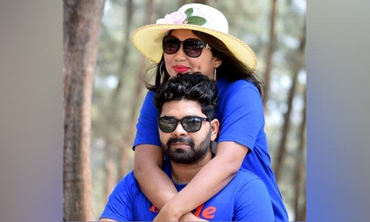 সংসদ সচিবালয় কোয়ার্টারে নারীর মরদেহ উদ্ধার, স্বামী পলাতক
