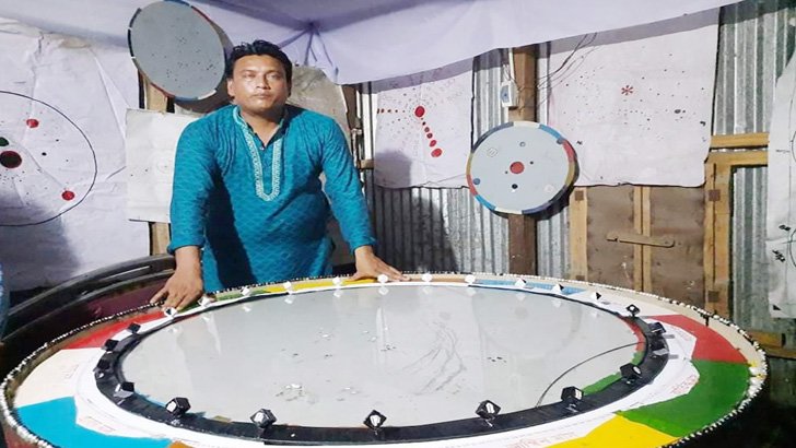 রাজমিস্ত্রি ওসমান খান  আকাশে তারা নির্ণয়ের ঘড়ি আবিস্কার করলেন।