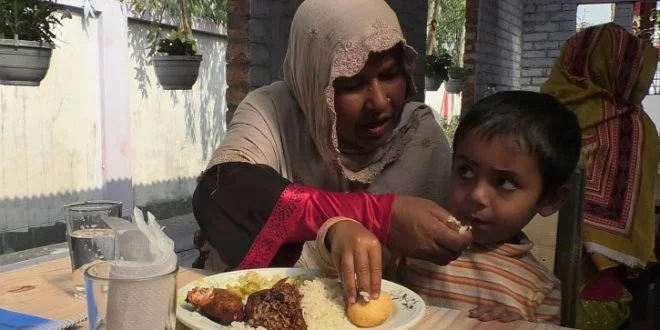 কুড়িগ্রামে চালু হলো এক টাকার রেস্টুরেন্ট