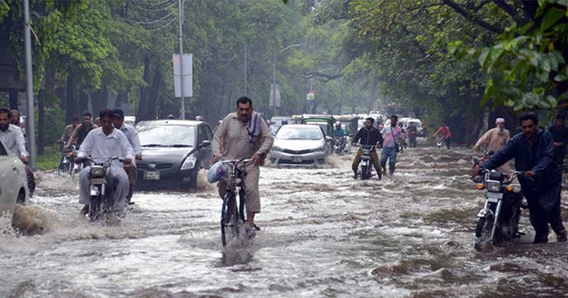 পাকিস্তানে ভারী বর্ষণে নিহত ২৫, আহত ১৪৫