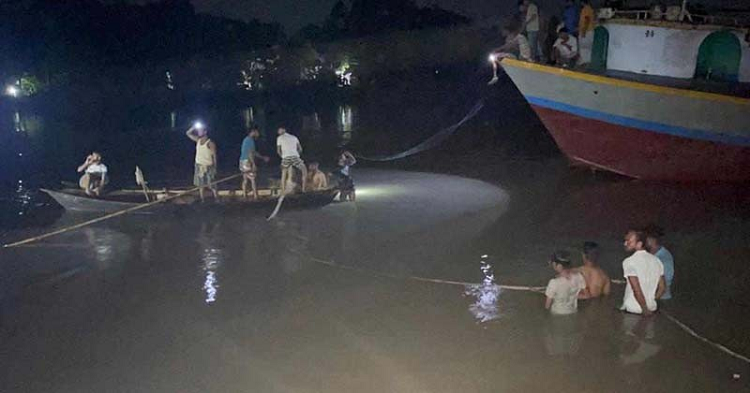 মুন্সীগঞ্জে পিকনিকের ট্রলারডুবি : নিহত  ৭, নিখোঁজ ৩, ট্রলার উদ্ধার