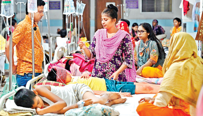 গ্রামাঞ্চলের মানুষও ব্যাপকহারে ডেঙ্গুতে আক্রান্ত হচ্ছেন
