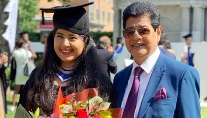 বাবার সেবা করতে গিয়ে করোনাভাইরাসে আক্রান্ত ফারুকের মেয়ে